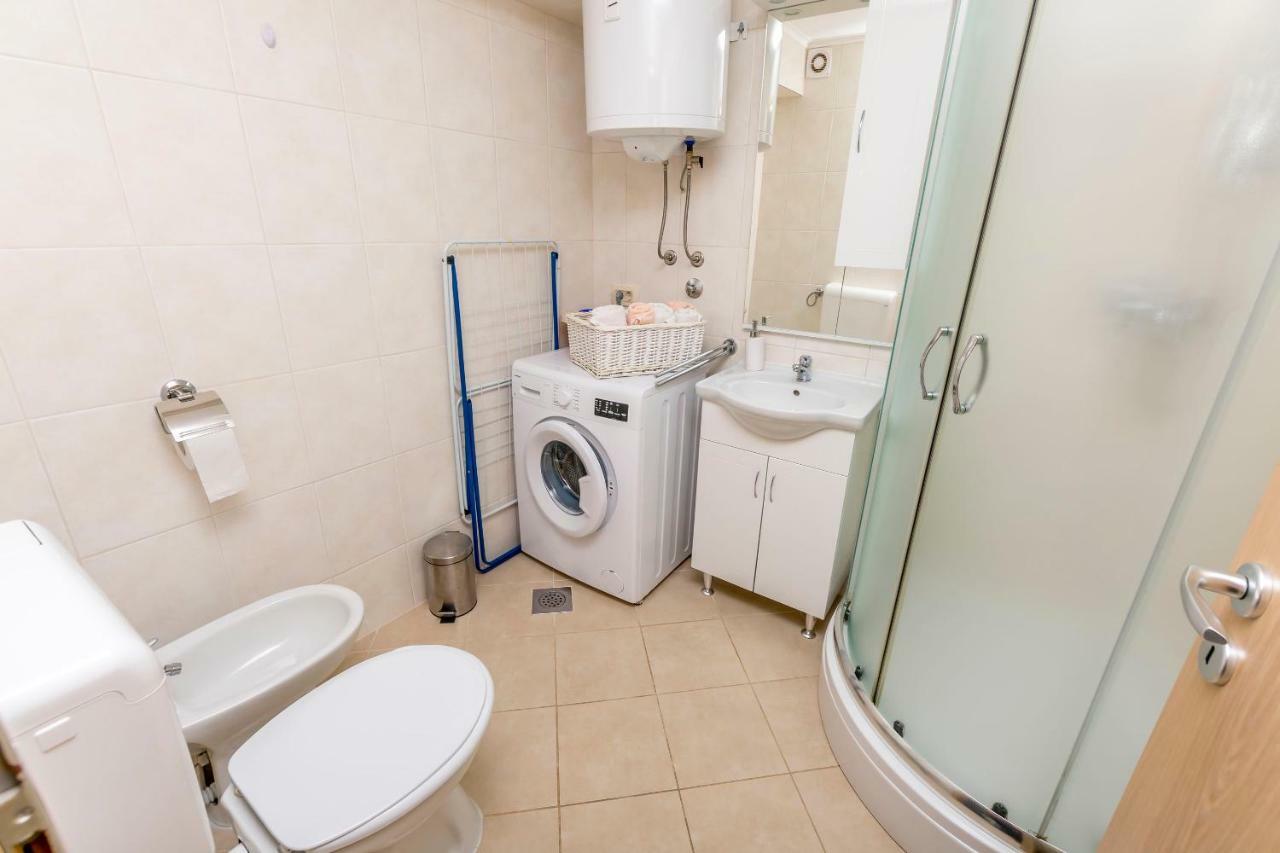 Apartment Vukorepa Ražanj Екстериор снимка