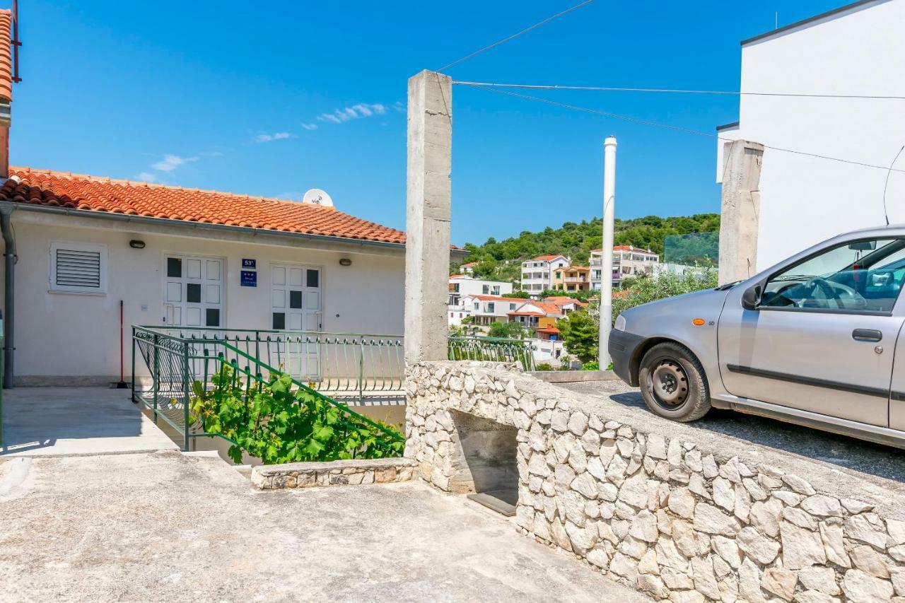 Apartment Vukorepa Ražanj Екстериор снимка